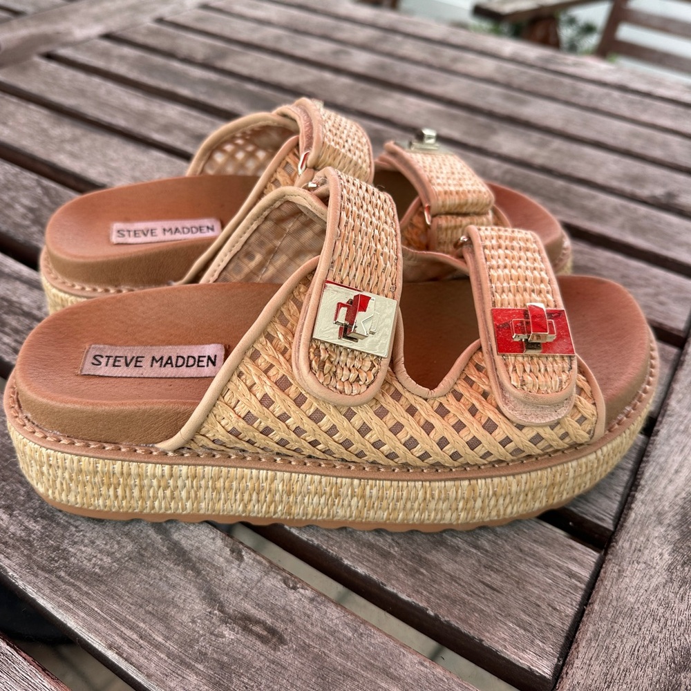 Steve Madden Tan Sandals Espadrille Platform